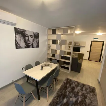 Διαμέρισμα Bpk Alezzi Mamaia Nord 45 *